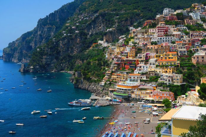Explore These Essential Naples & Amalfi Coast Travel Tips