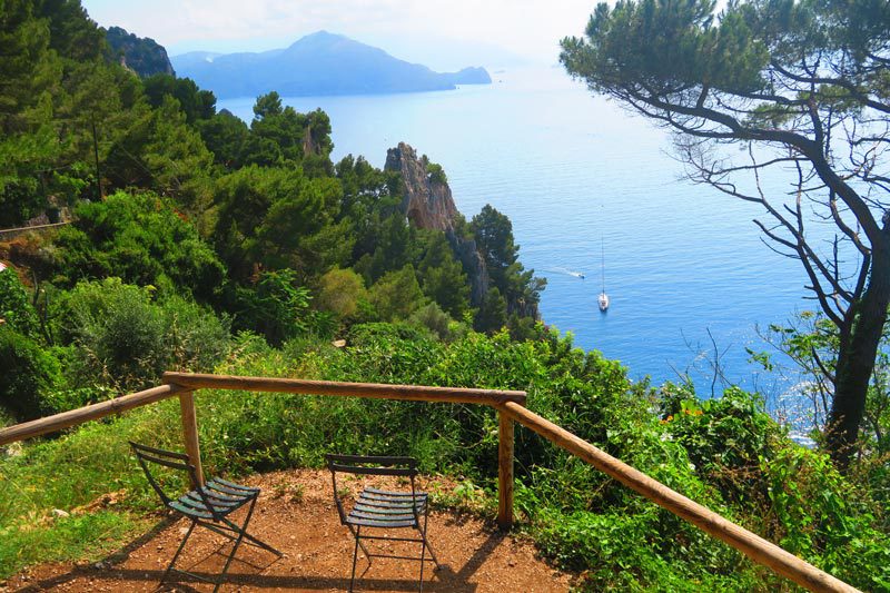 hiking in Capri