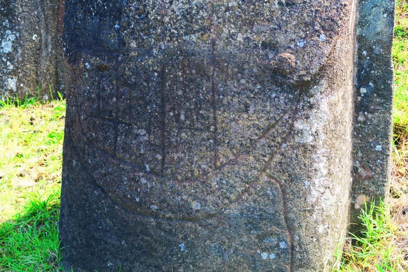 Ke Kona he Roa Moai with european ship Easter Island Rano Raraku 2