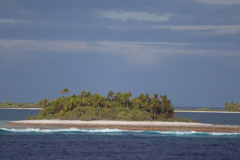 Temoe Atoll - remote South Pacific atoll - Gambier Islands French Polynesia 2