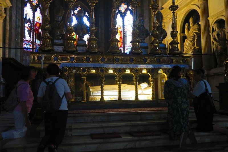 Basilica di Santa Maria Sopra Minerva - Rome church - tomb of Saint Catherine of Sienna