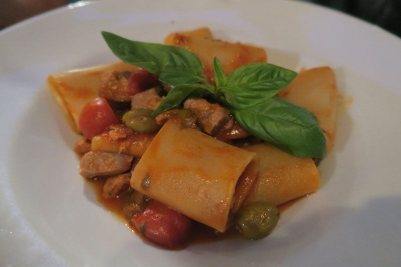 Romantic Restaurant La Scala in Trastevere in Rome - thick pasta