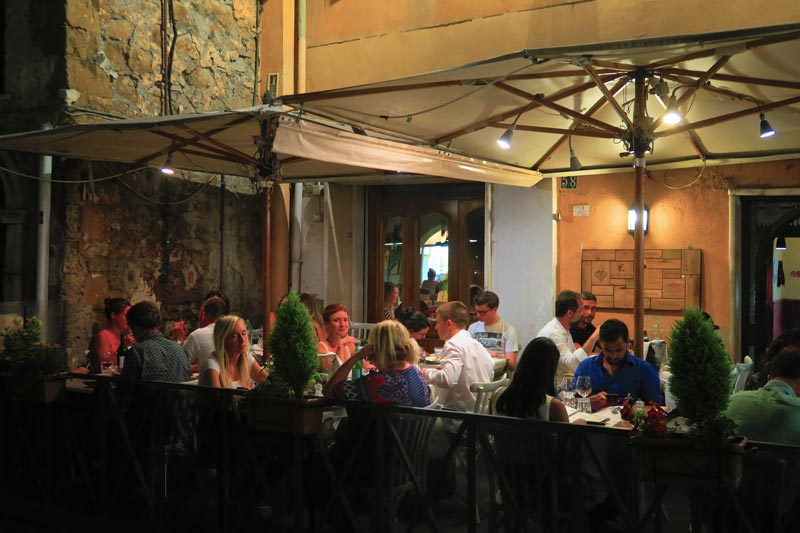 Romantic Restaurant La Scala in Trastevere in Rome