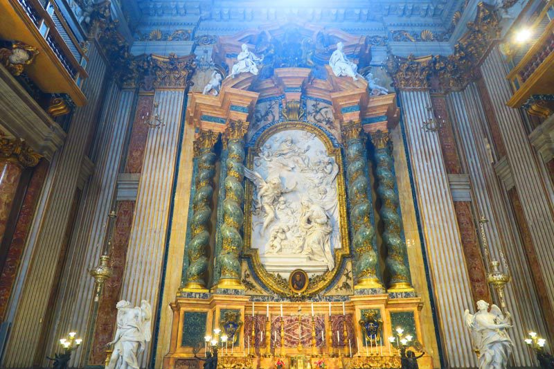 Sant' Ignazio di Loyola - altar 2 - Rome church