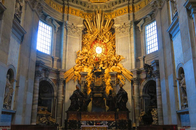 St. Peter’s Basilica - Vatican - Rome - altarJPG