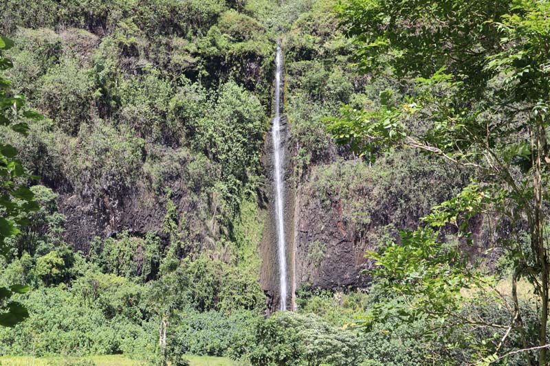 Papenoo Valley Tahiti French Polynesia - waterfall