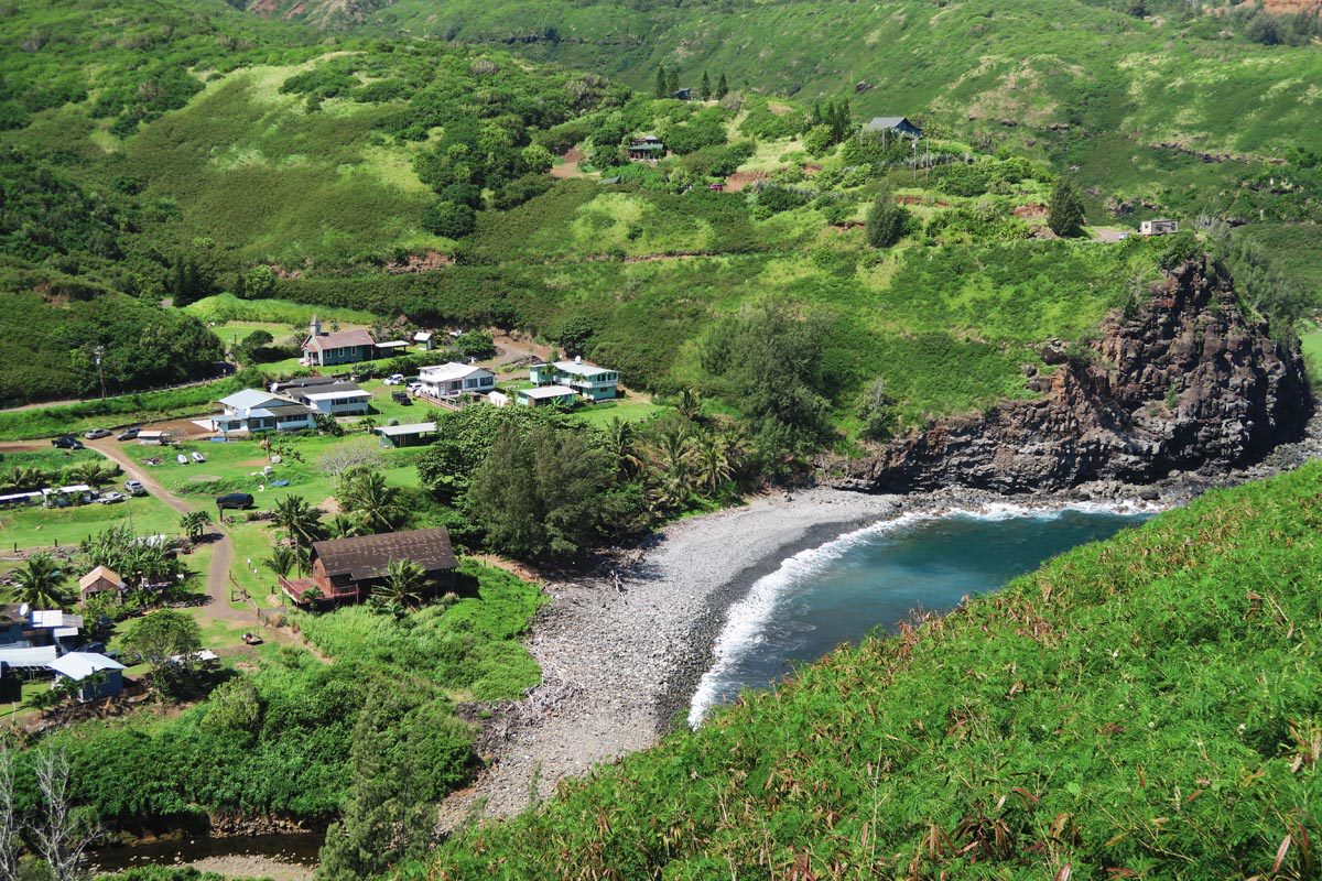 Remote beach in Kahakuloa - Maui - Hawaii