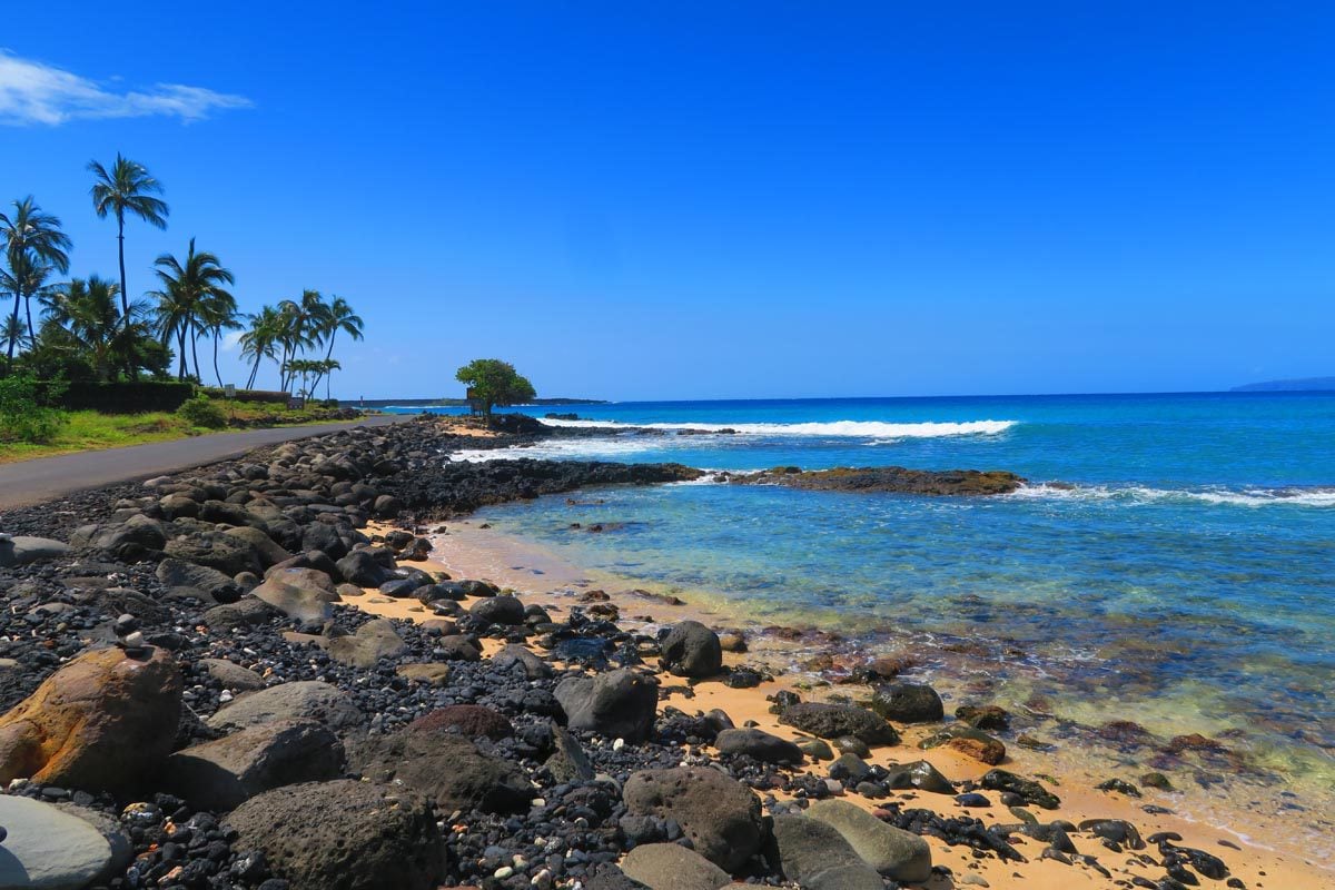 Scenic drive to Ahihi-Kinau Reserve - Maui - Hawaii
