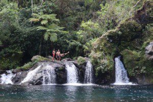 Local jumping to Cascade du Trou Noir - Reunion Island waterfall