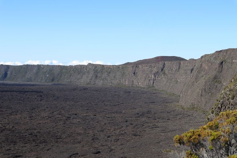 Outer-crater-wall-Piton-de-la-Fournaise-from-Pas-de-Bellecombe-Reunion-Island