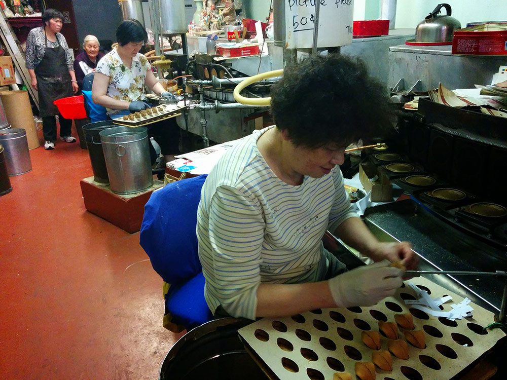 Golden Gate Fortune Cookie Factory chinatown san francisco