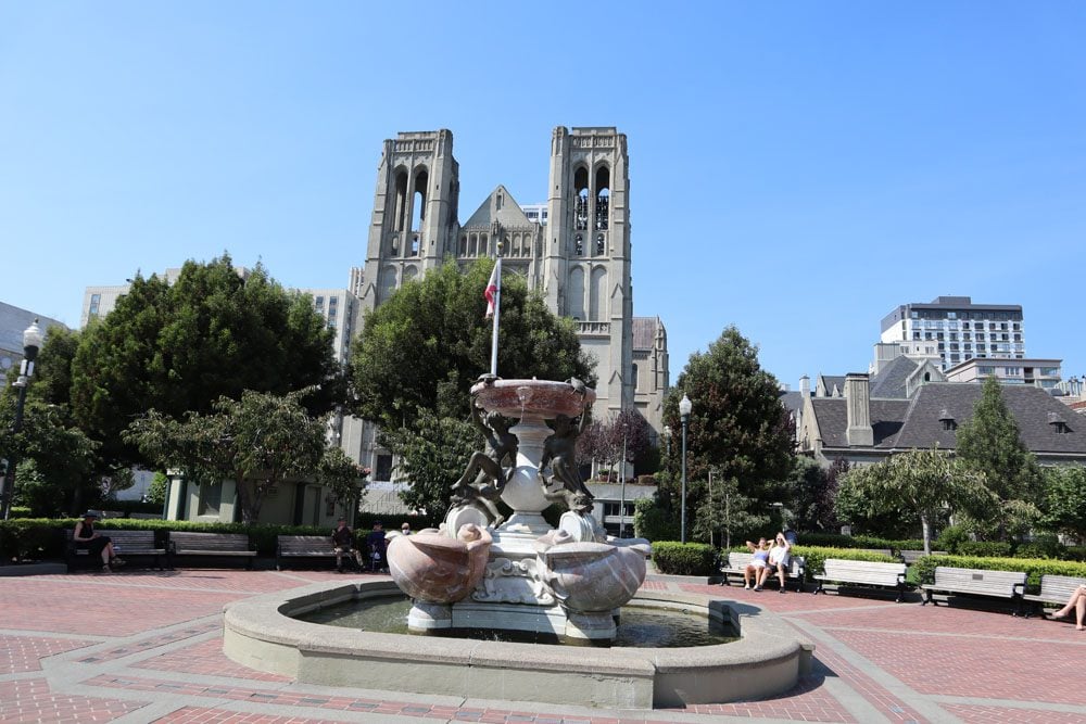 Grace Cathedral from Huntington Park - san francisco