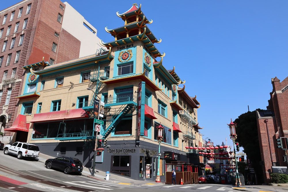 pagoda in san francisco chinatown