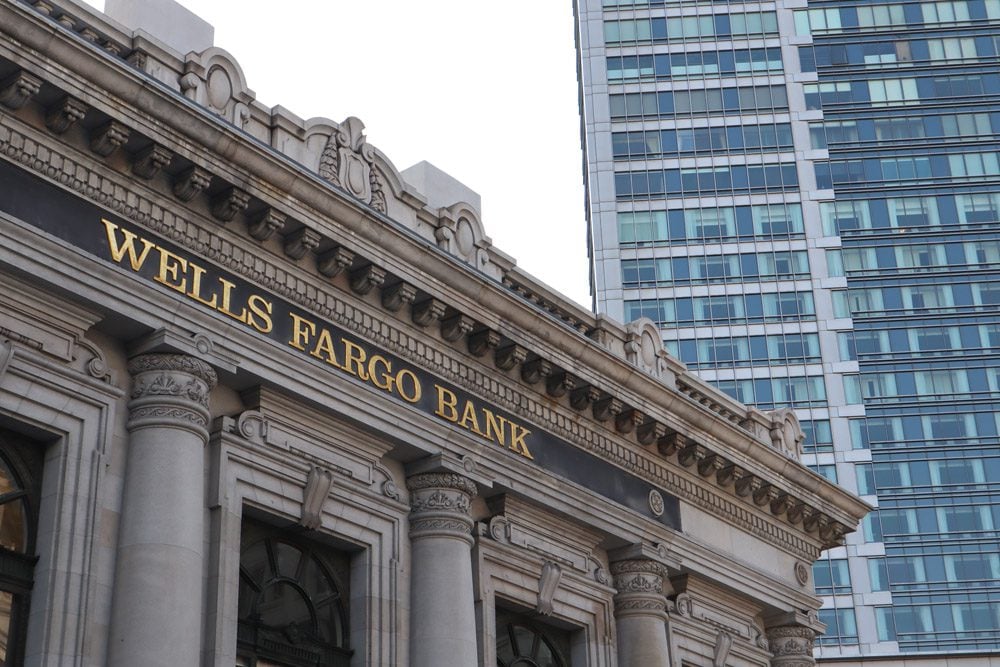 wells fargo bank sign - san francisco