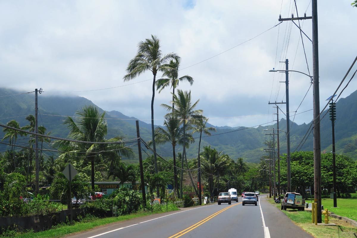 Driving in Oahu by car - Hawaii