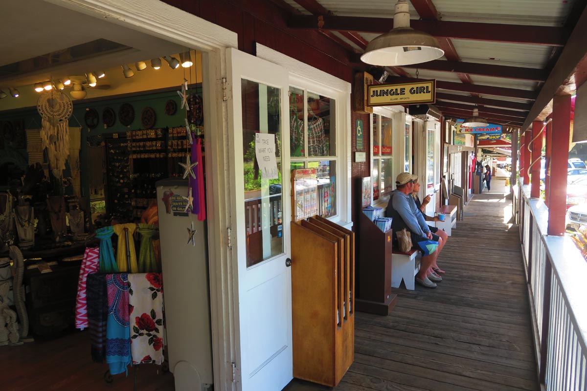 Old Koloa Town - Kauai - Hawaii - shops