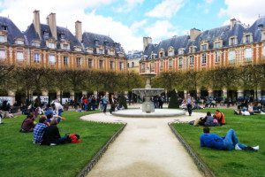Sunday in the Maris - Paris - cover image