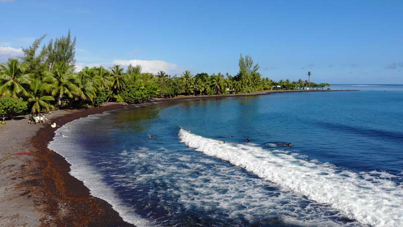 Teahupoo black sand beach - Tahiti French Polyensia