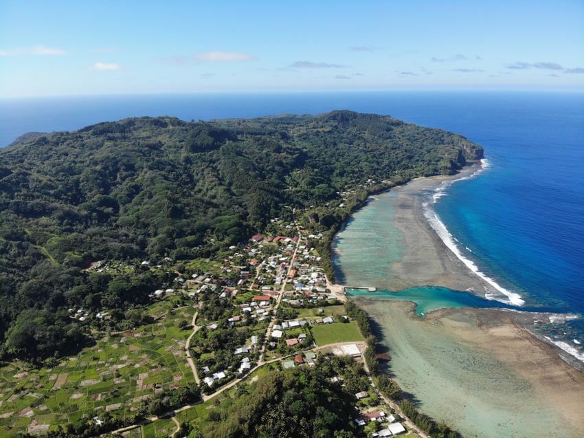 Avera village and taro fields - rurutu - austral islands - french polynesia