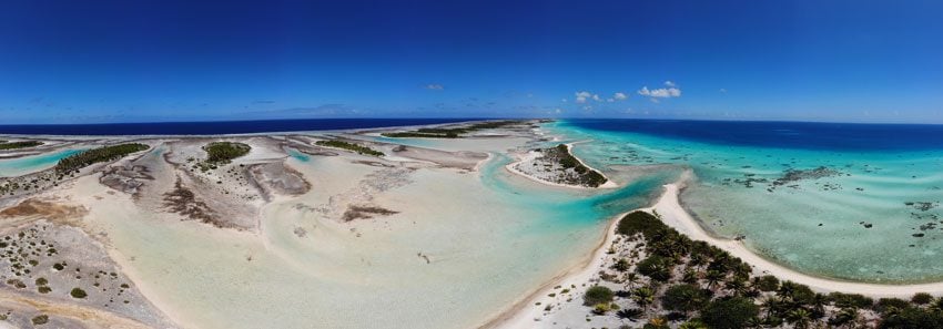 Pink sand beaches panoramic view - Tikehau - French Polynesia