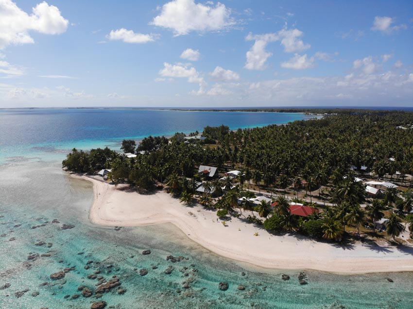 beach - tikehau - french polynesia