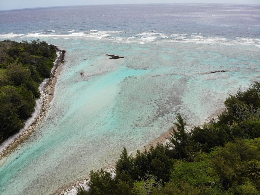 pass between two motu - tubuai - austral islands - french polynesia