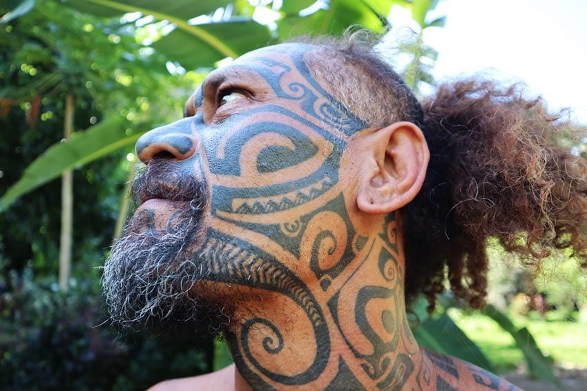 traditional marquesan facial tattoo - Hakaui Valley - nuku hiva - marquesas islands - french polynesia