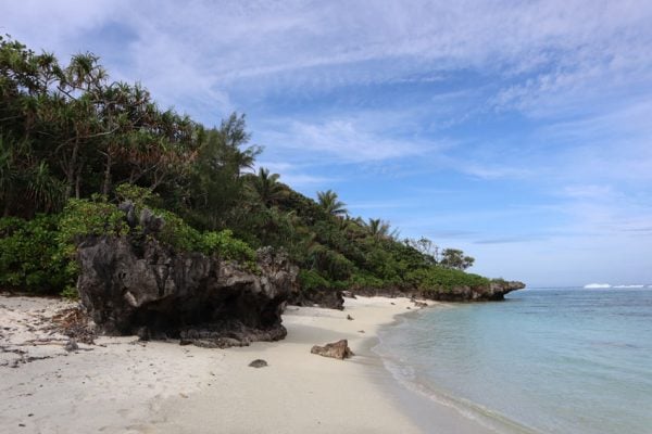 Toa Tara Tara Beach lovers beach - Rurutu - Austral Islands - French Polynesia
