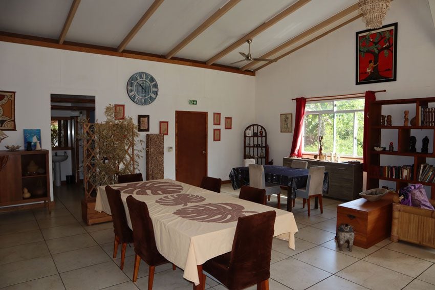 Wipa Lodge - Tubuai - Austral Islands - French Polynesia - dining area