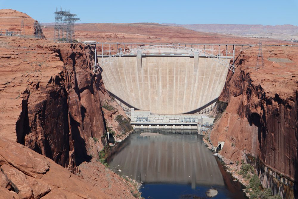 Glen Canyon Dam - page arizona