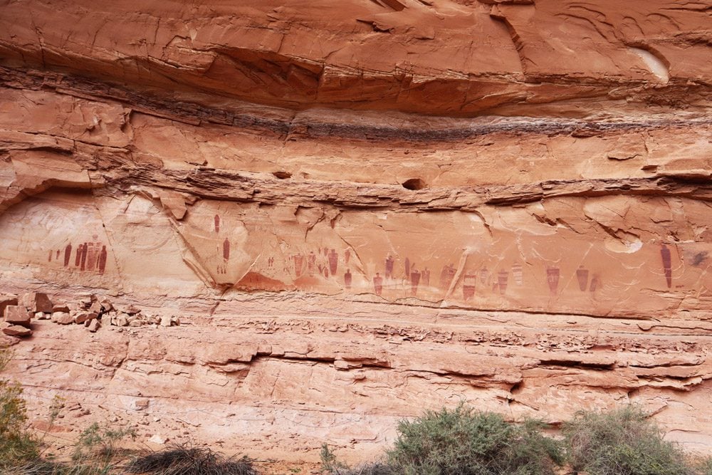 Great gallery - rock paintings - Horseshoe canyon hike - canyonlands national park - utah