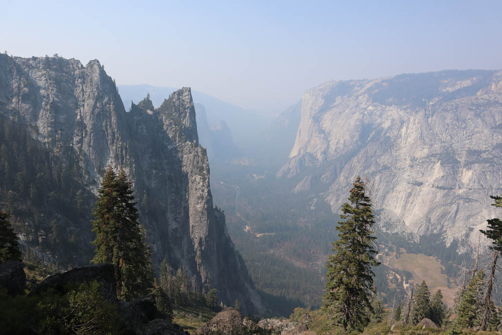 Yosemite Valley from 4 mile trail - hike to glacier point