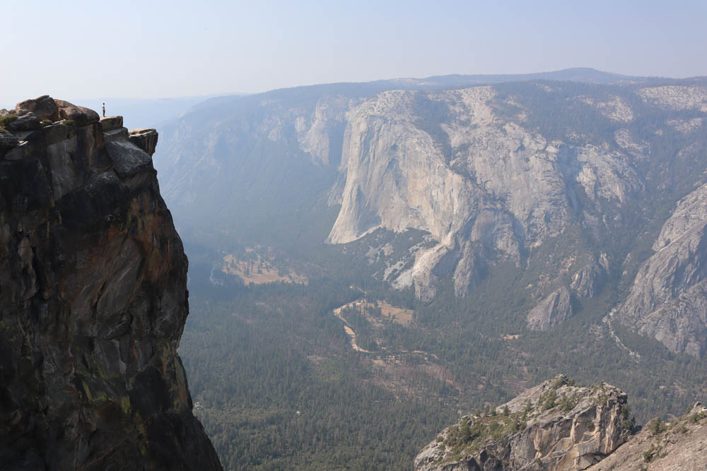 Yosemite Valley from Taft Point lookout