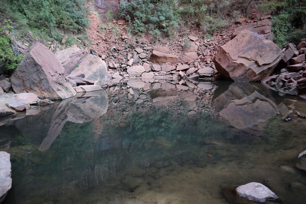 emerald pools in zion national park hiking