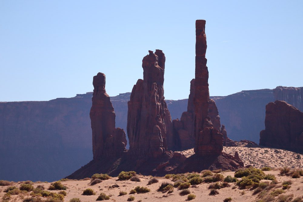 pinnacles on monument valley scenic drive