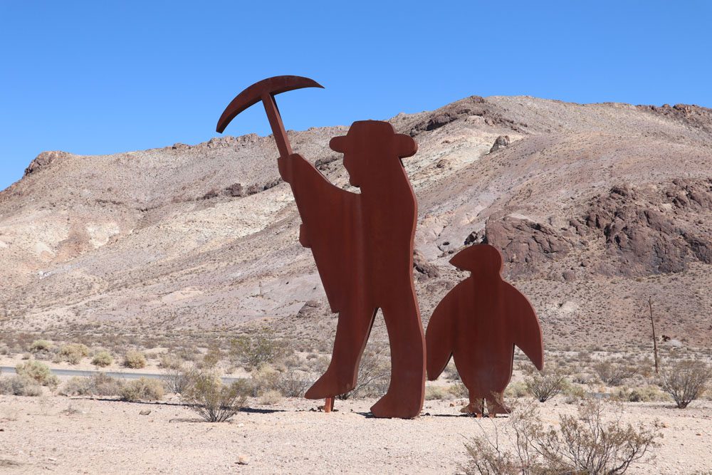 miner statue - Goldwell Open Air Museum death valley