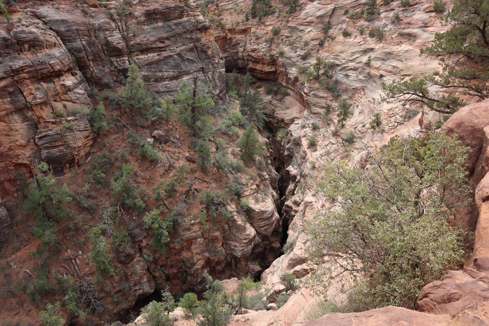 small canyon on canyon ovelrook trail - zion national park