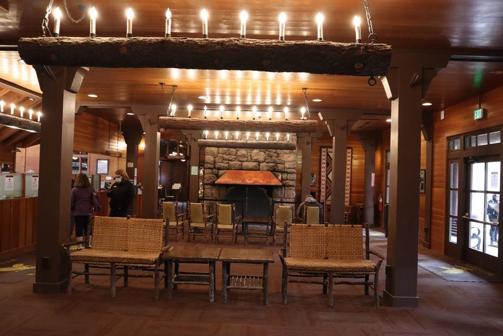 Bryce Canyon Lodge interior