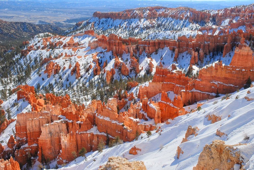 Snow in Bryce Canyon by Rob Lee