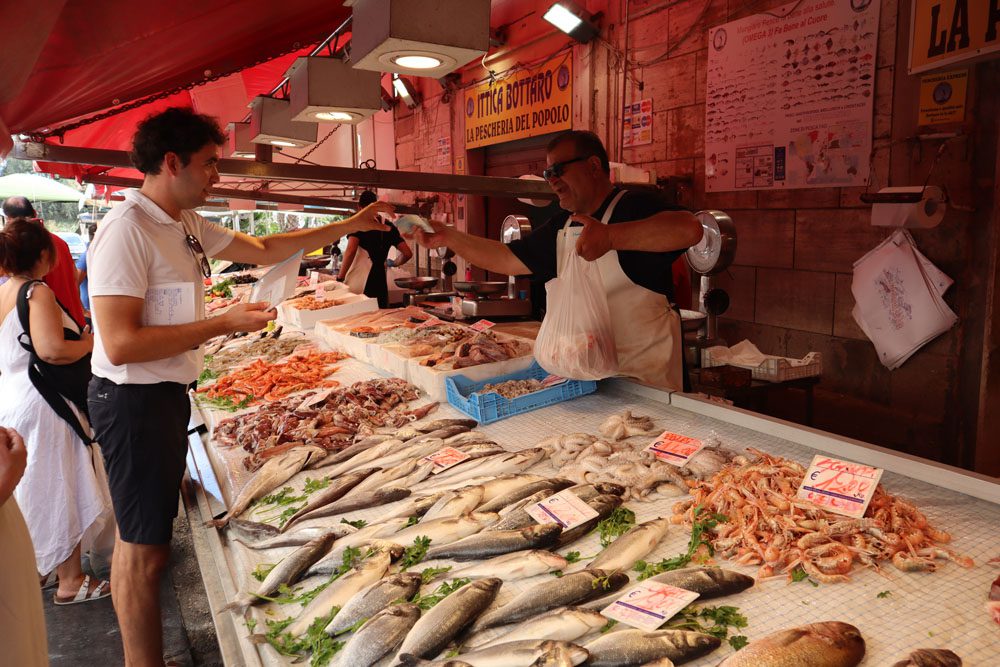 Syracuse market Sicily - fish stall