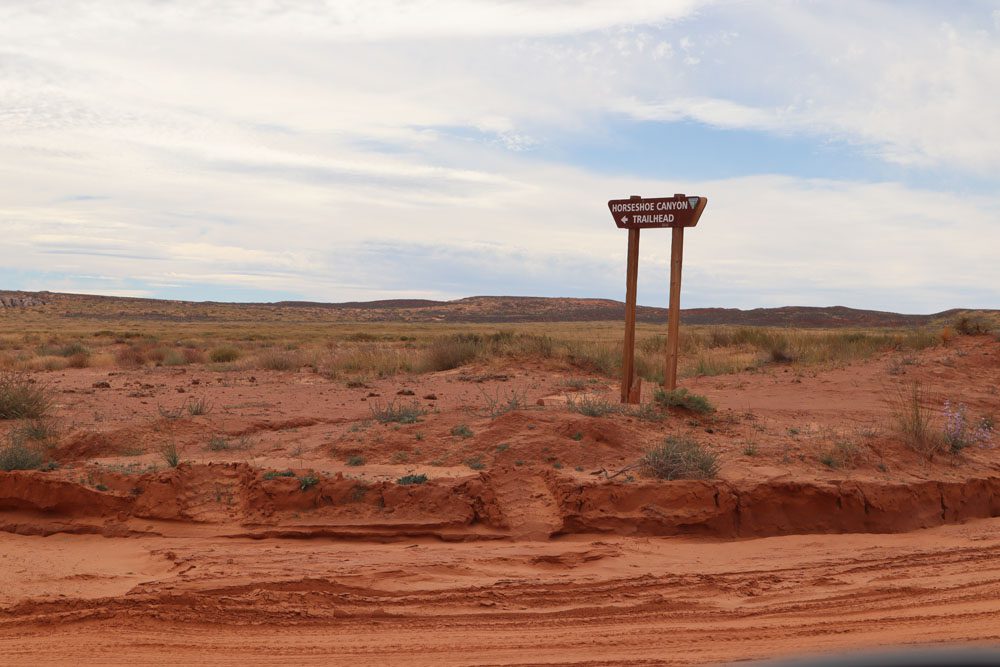 Dirt road sign to Horseshoe Canyon - Canyonlands National Park - Utah