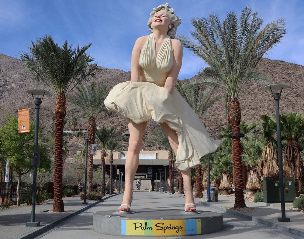 Things to Ponder: Marilyn Monroe in Palm Springs (again)