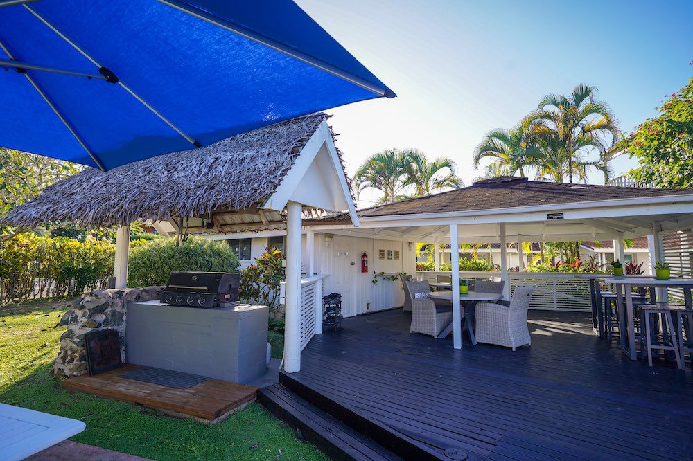 The Black Pearl at Puaikura - Rarotonga Hotel - Cook Islands - BBQ and Gazebo