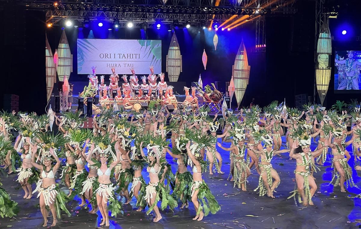 Heiva Festival in Tahiti - evening song and dance competition 4