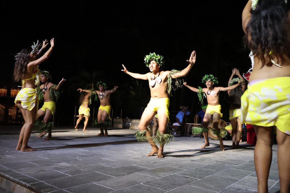 InterContinental Thalasso Resort Bora Bora - Polynesian dancing