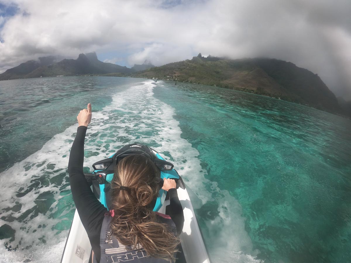 Moorea-jet-ski-tour-Ella