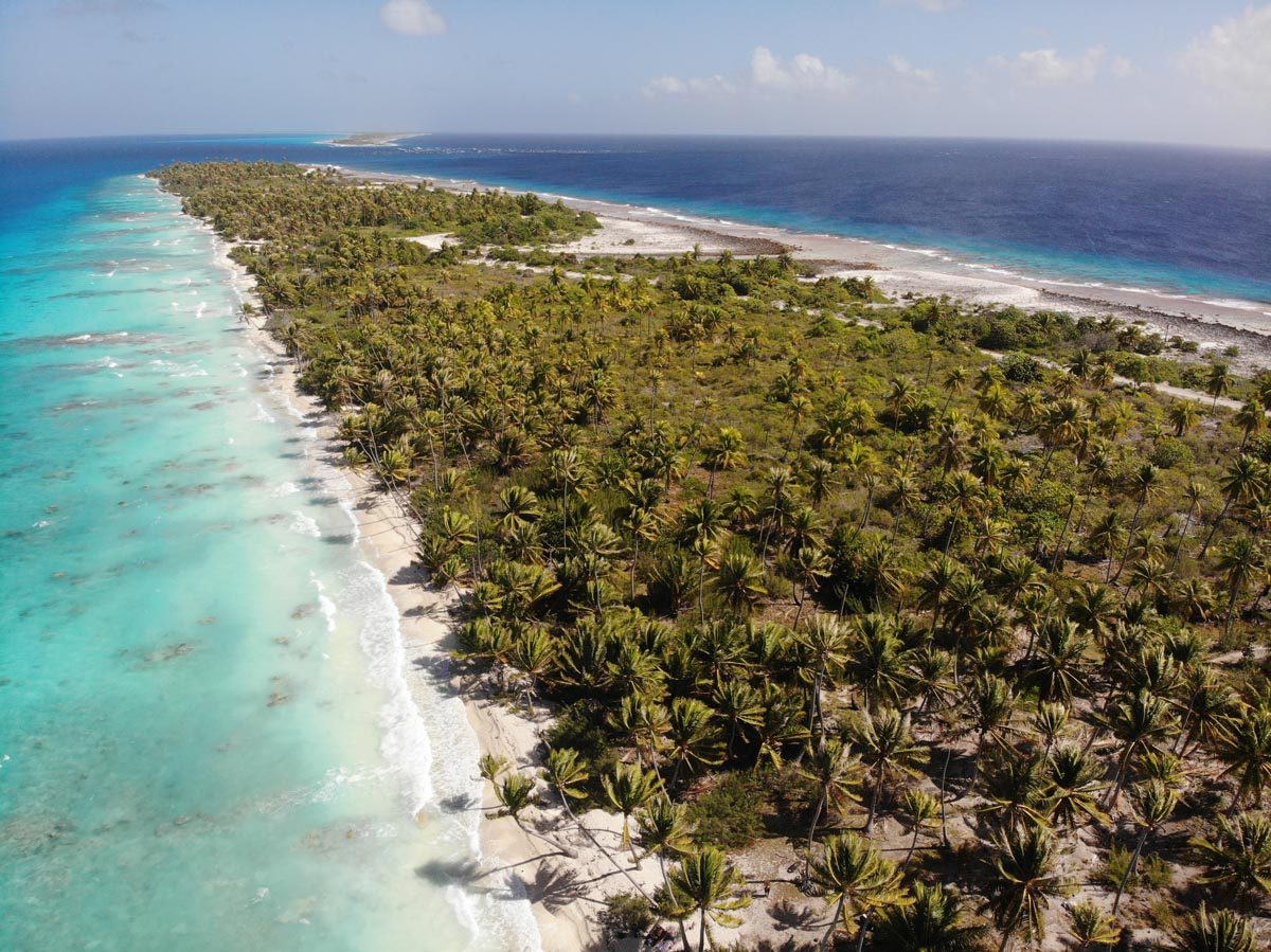 PK9-Beach-and-North-Pass-Fakarava-North-French-Polynesia