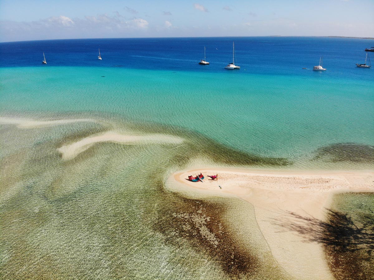 Les sables roses, Fakarava, Tuamotu - Drone Photography