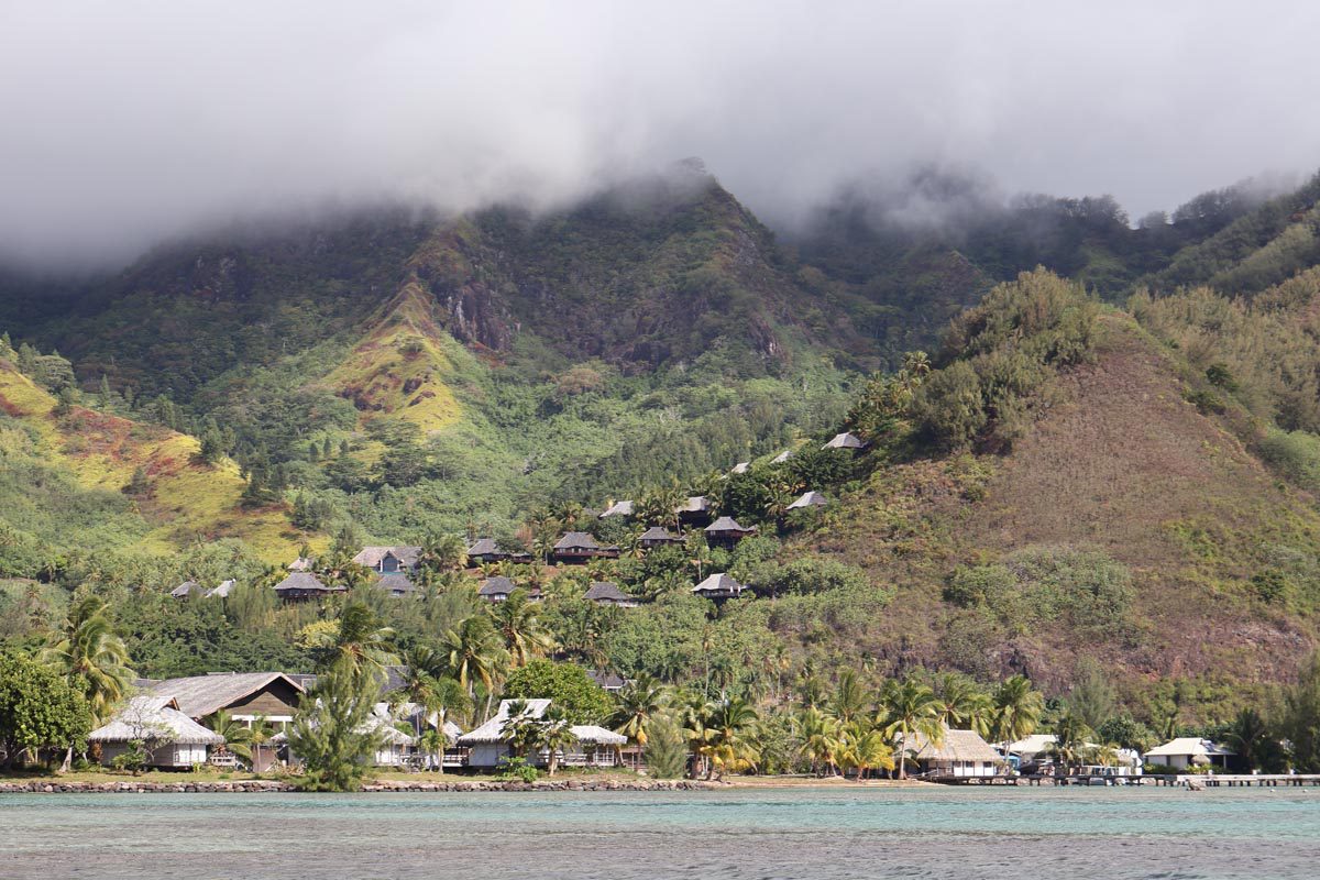The Legends Residence - Moorea - view from lagoon