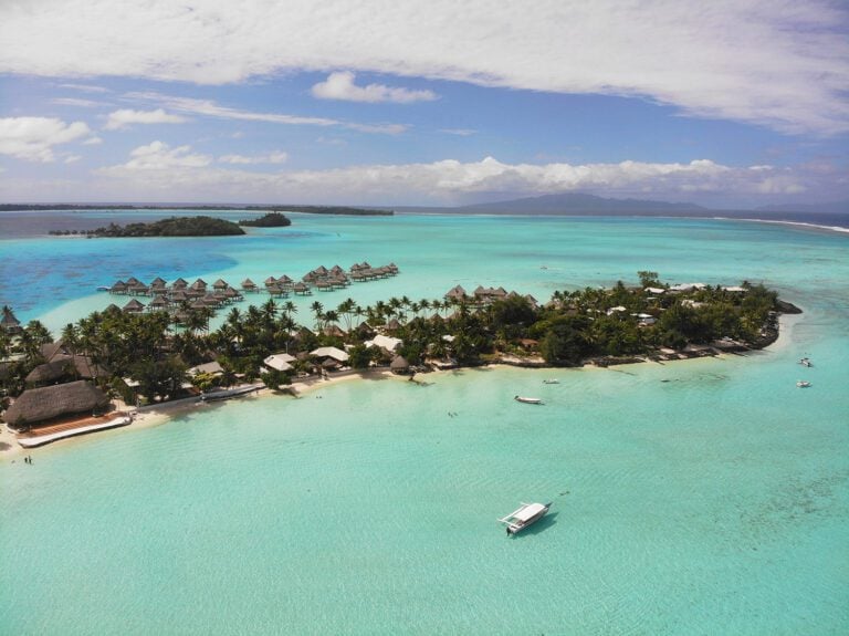 The Perfect Honeymoon In Tahiti
